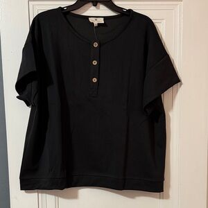 Black Button-Up Short Sleeve Top
